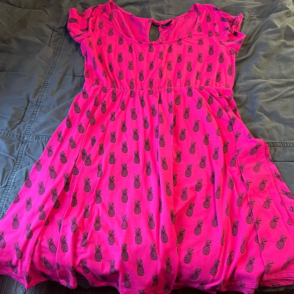 Torrid Hot Pink Pineapple Print Dress babydol goth punk black and pink summer